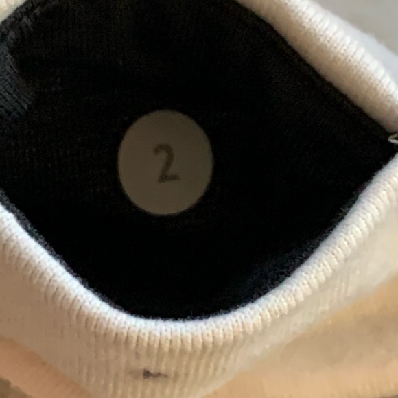 Lululeomon Crop Pants - Picture 4 of 4